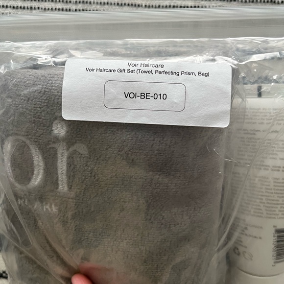 Prism by Voir - Hair wrap and pre-shampoo treatment! - Picture 3 of 8